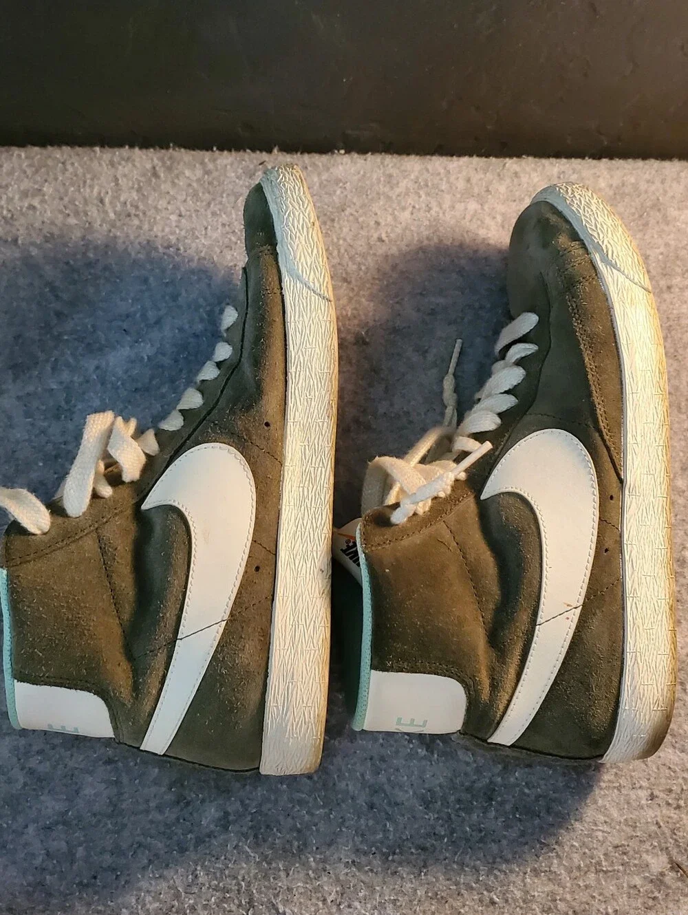 Nike High-Top Suede Sneakers in Olive Green, White & Mint
